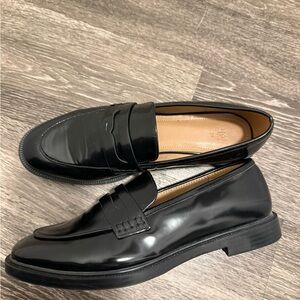 H&M classic patent loafers like new!